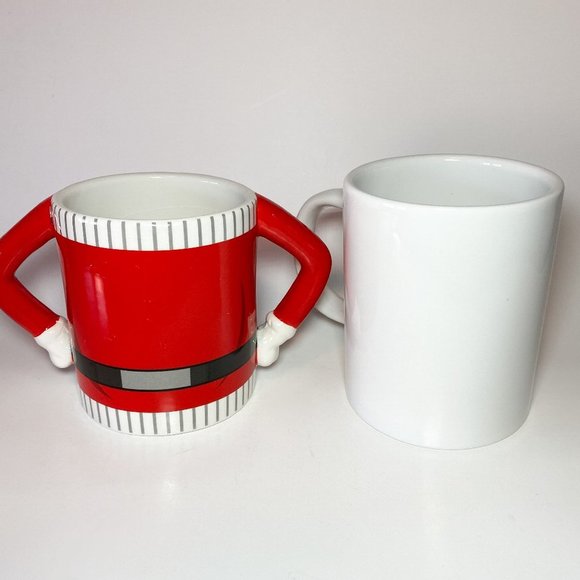 2 Christmas Coffee Mugs
In good preowned condition - Picture 4 of 4